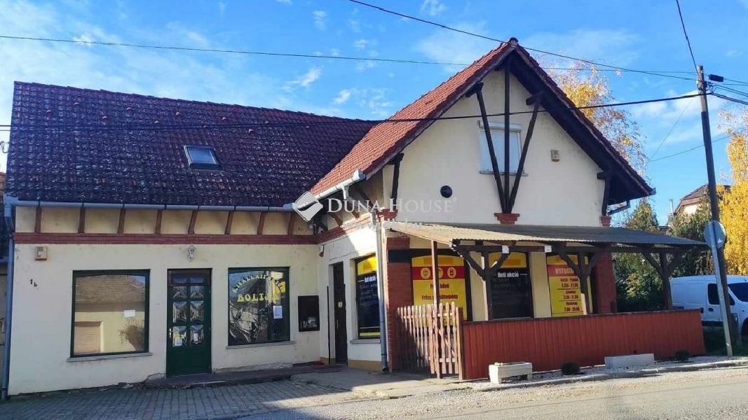 Eladó lakás Lánycsók