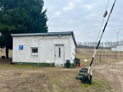 Eladó ipari terület Balkány