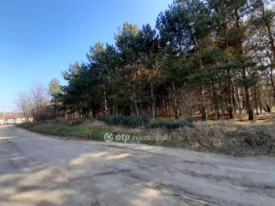 Eladó ipari terület Kecskemét
