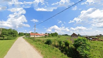 Eladó lakóövezeti telek Kacorlak