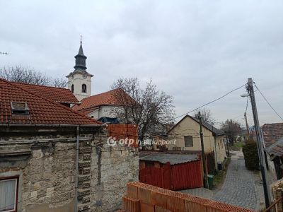 Eladó családi ház Budapest