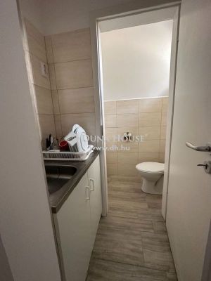 Eladó egyéb iroda Dunaújváros