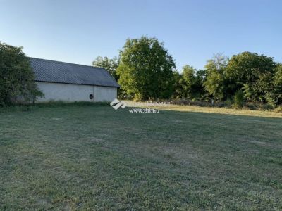Eladó lakóövezeti telek Kozármisleny
