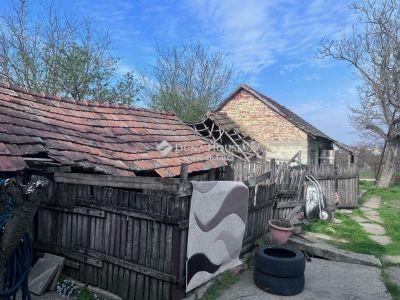 Eladó családi ház Perkáta