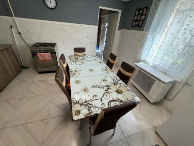 Eladó családi ház Poroszló