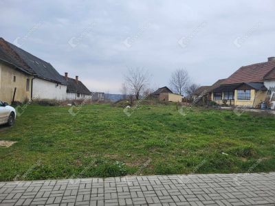 Eladó lakóövezeti telek Dombóvár
