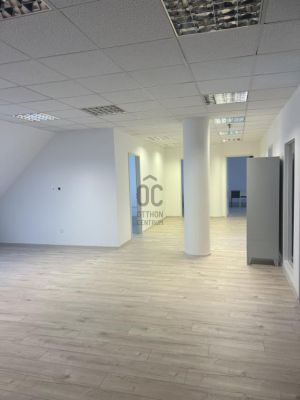 Eladó irodahelység irodaházban Budapest