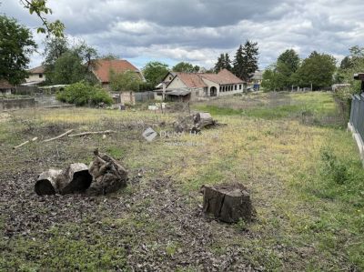 Eladó lakóövezeti telek Szigetszentmiklós