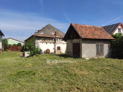 Eladó lakóövezeti telek Mezőkövesd