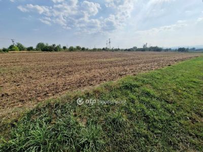 Eladó ipari terület Felsőzsolca