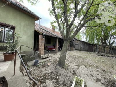 Eladó családi ház Pálmonostora