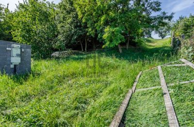 Eladó lakóövezeti telek Budaörs