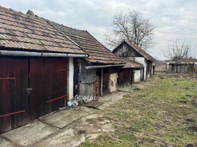 Eladó családi ház Dombegyház