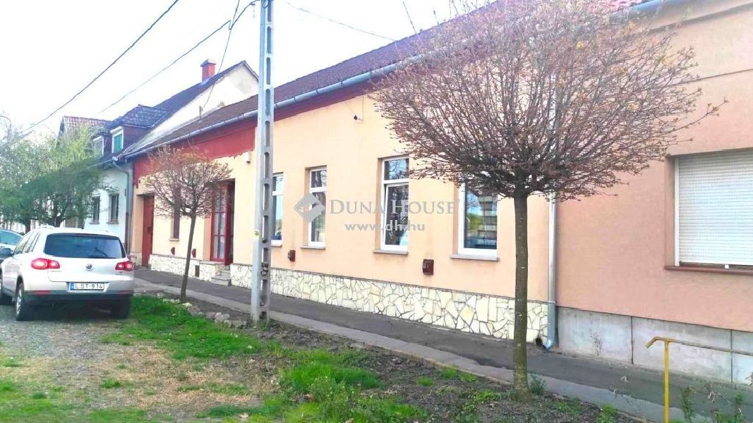 Eladó családi ház Mohács