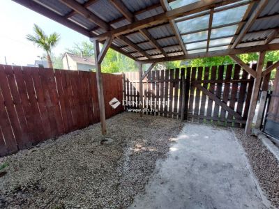 Eladó családi ház Baja