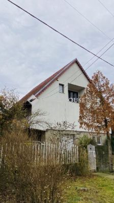 Eladó családi ház Dunabogdány