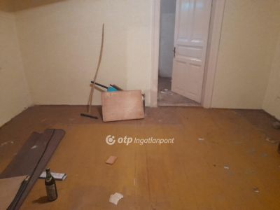 Eladó családi ház Adács