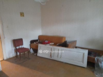 Eladó családi ház Adács