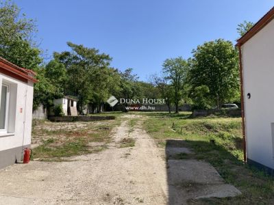 Eladó családi ház Esztergom