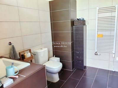 Eladó sorház Budapest