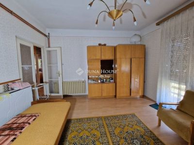 Eladó családi ház Budapest