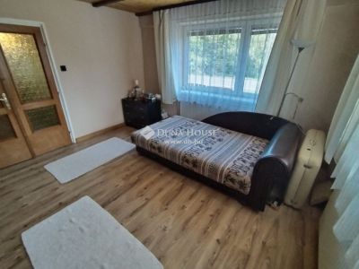 Eladó családi ház Albertirsa