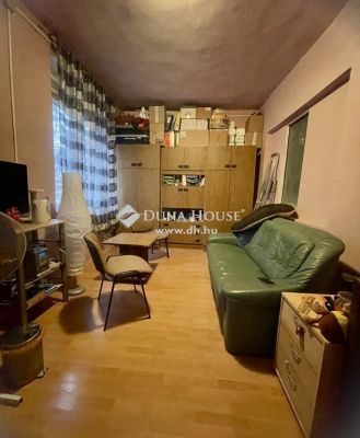 Eladó családi ház Budapest