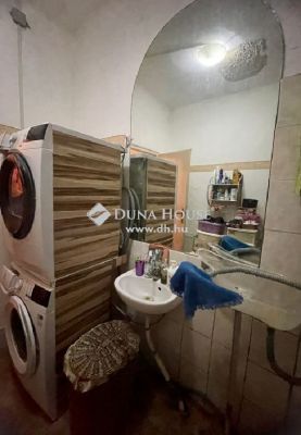 Eladó családi ház Budapest