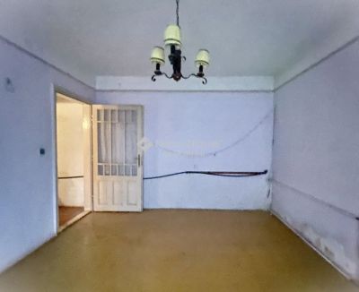 Eladó családi ház Budapest