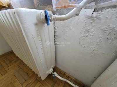 Eladó családi ház Fót
