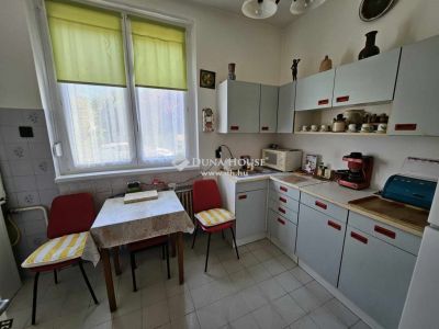 Eladó családi ház Fót
