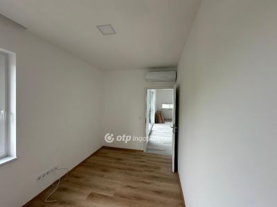 Eladó családi ház Budapest