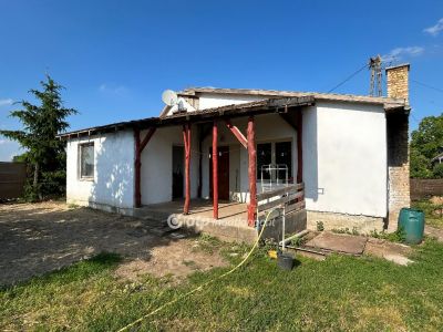 Eladó családi ház Debrecen