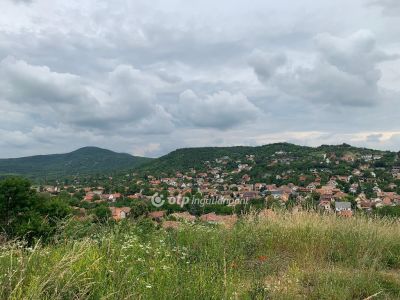 Eladó lakóövezeti telek Pomáz