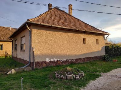 Eladó családi ház Siójut