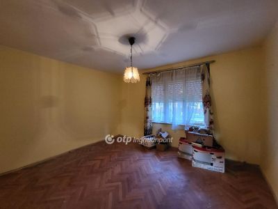 Eladó családi ház Siójut