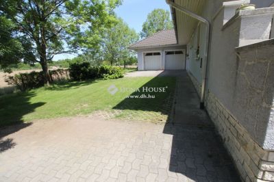 Eladó családi ház Kecskemét