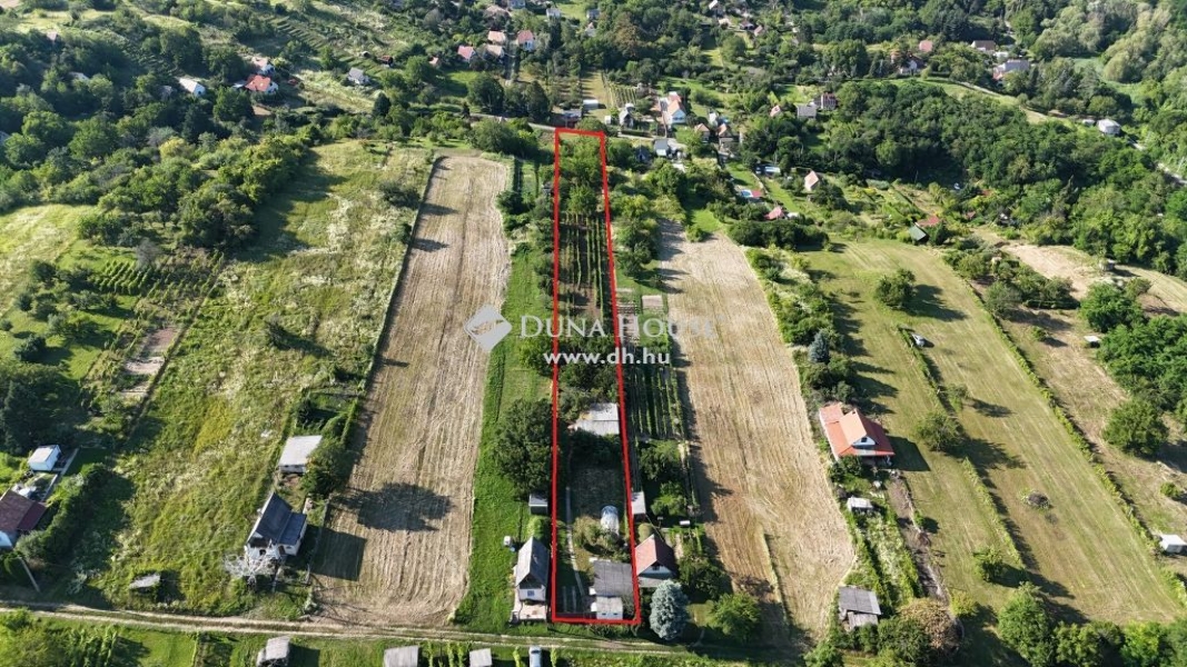 Eladó külterületi telek Gyód