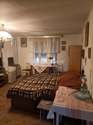Eladó külterületi telek Gyód