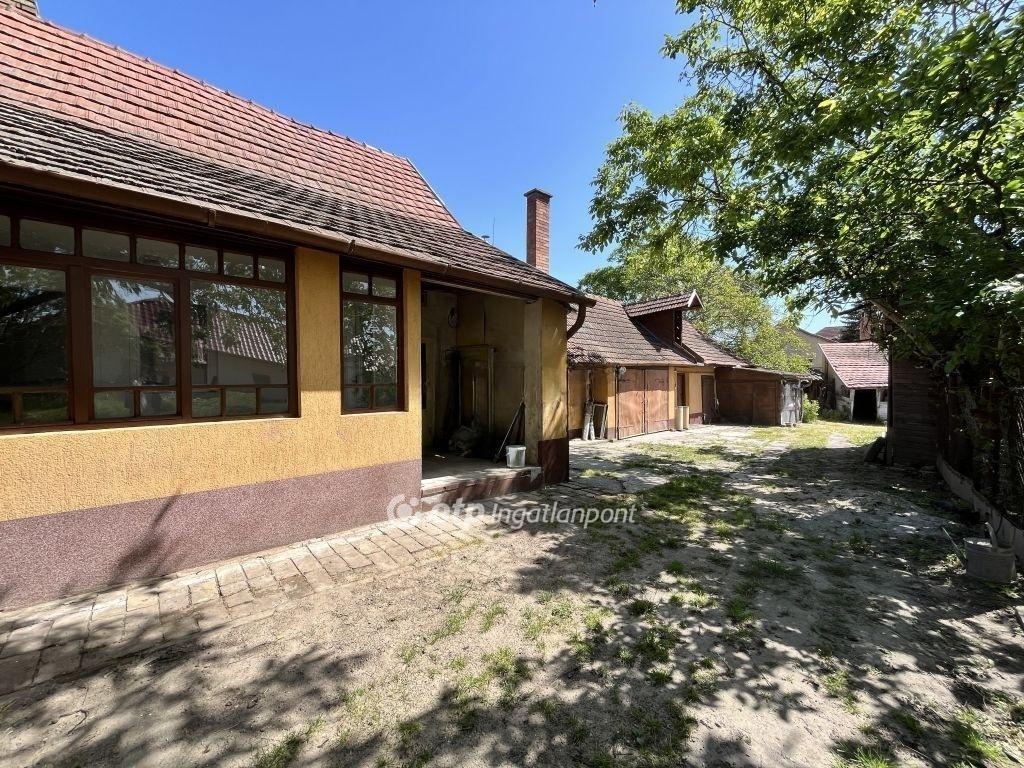 Eladó családi ház Nagykőrös