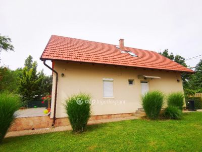 Eladó nyaraló Ráckeve