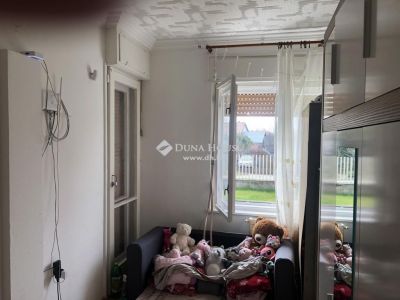 Eladó családi ház Fót