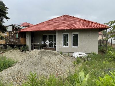 Eladó családi ház Erdőkertes