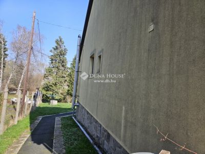 Eladó családi ház Dunabogdány