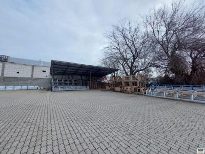 Eladó raktár Siófok