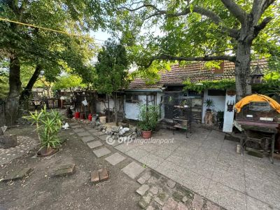Eladó családi ház Poroszló