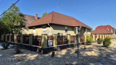 Eladó családi ház Kecskemét