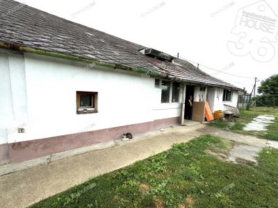 Eladó családi ház Csépa