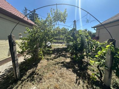 Eladó családi ház Debrecen