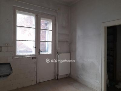 Eladó családi ház Szeged